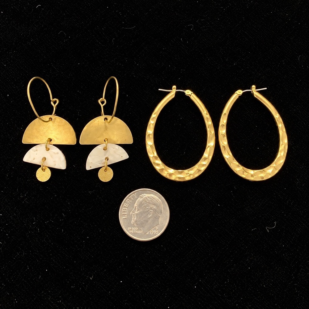 Gold Tone Earring Lot Womens Geometric Drop Marble Look Hammered Hoop Set